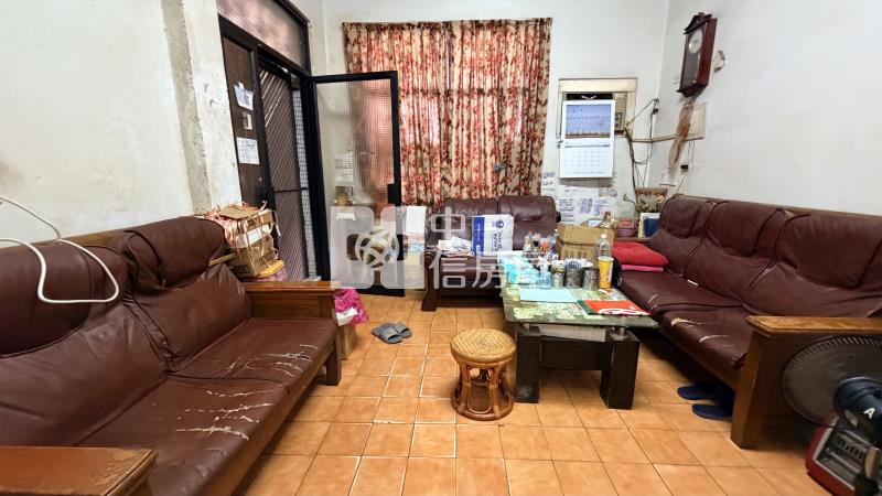 屏東市大面寬透天房屋室內格局與周邊環境