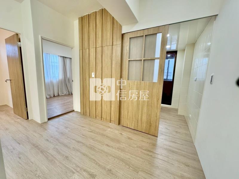 忠貞市場旁漂亮電梯二房房屋室內格局與周邊環境