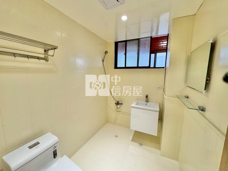 忠貞市場旁漂亮電梯二房房屋室內格局與周邊環境