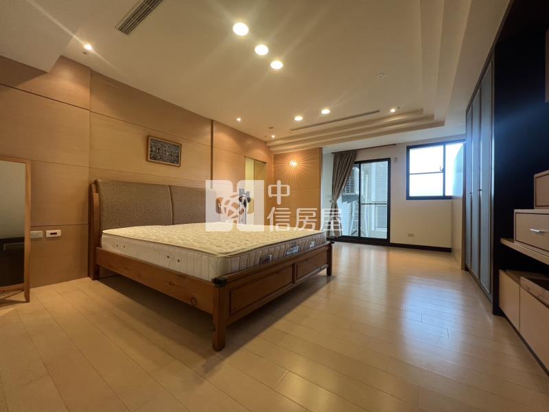 站前casa高樓層四房平車房屋室內格局與周邊環境