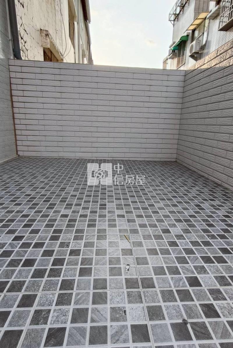 南台南車站4房孝親大露台車墅房屋室內格局與周邊環境