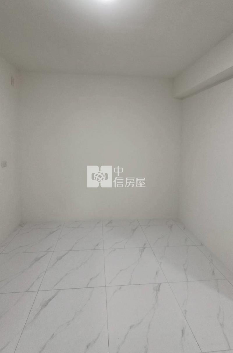 南台南車站4房孝親大露台車墅房屋室內格局與周邊環境