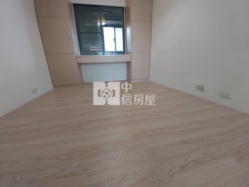 中壢工業區景觀三房車房屋室內格局與周邊環境