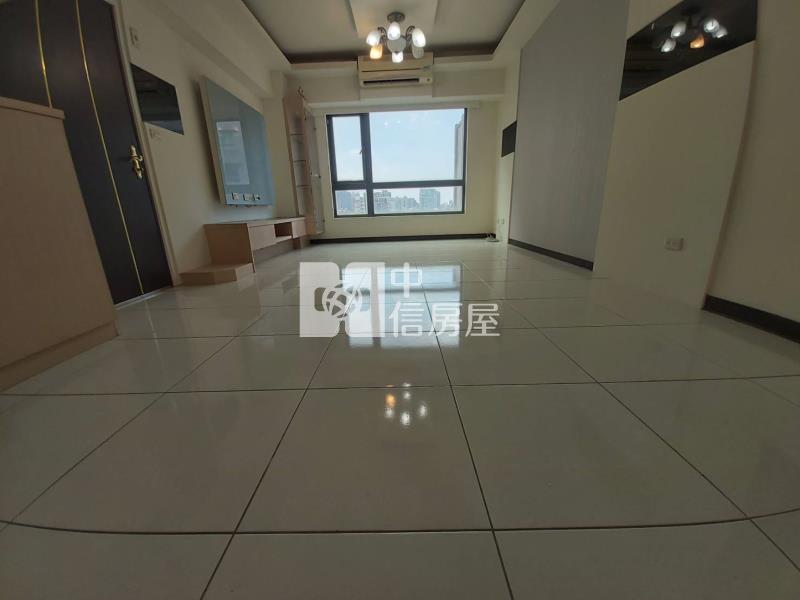 中壢工業區景觀三房車房屋室內格局與周邊環境