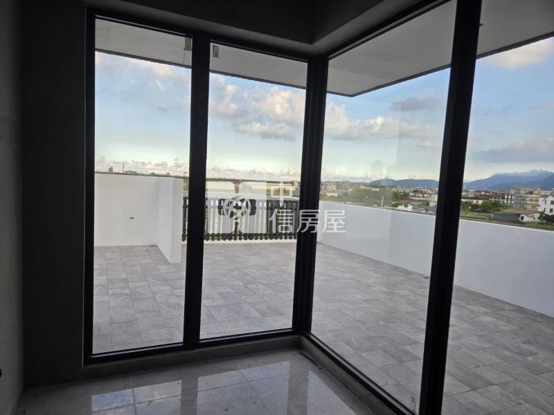 國五旁奢華大器電梯農舍房屋室內格局與周邊環境