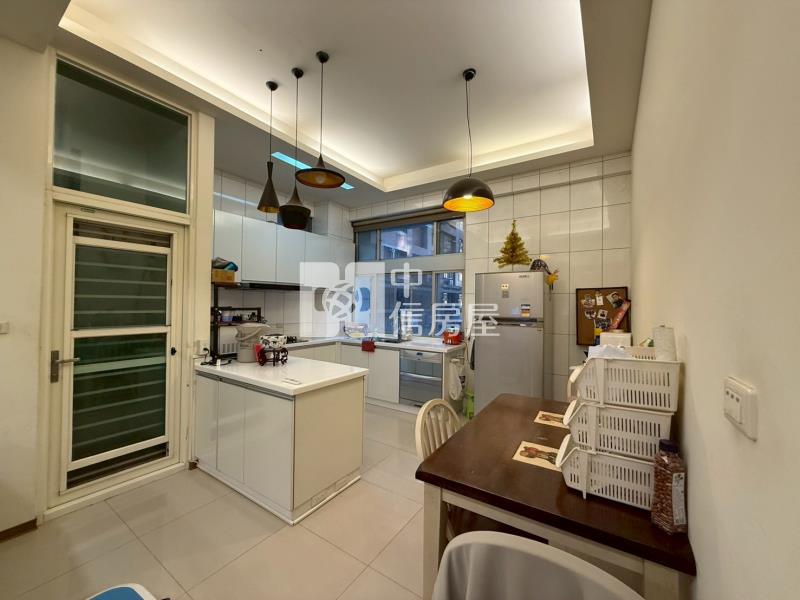 (廣三大時代)工學商圈大四房平車房屋室內格局與周邊環境