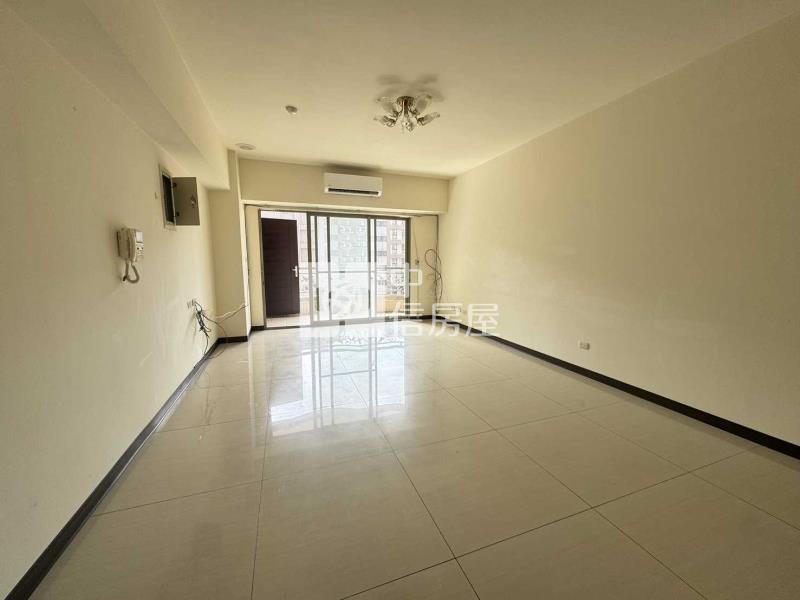 青埔A17站四房車房屋室內格局與周邊環境