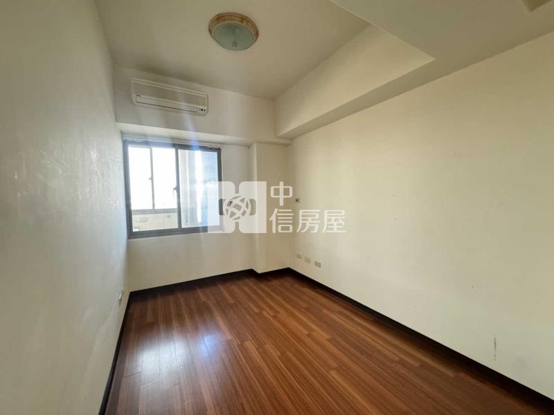 青埔A17站四房車房屋室內格局與周邊環境