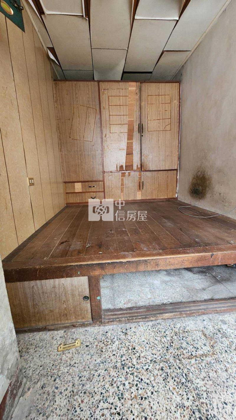 專委)中壢忠貞龍東市場旁邊間透天(需整理)房屋室內格局與周邊環境