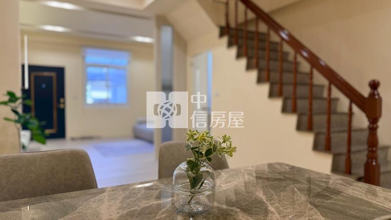 民雄別墅 ★影音空拍只在中信嘉義玉山店房屋室內格局與周邊環境