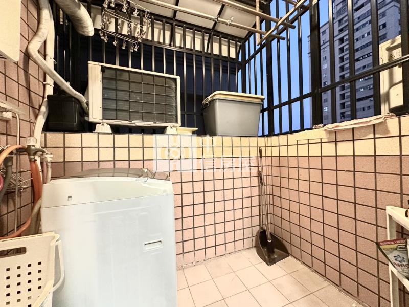 安平國中二房美車寓房屋室內格局與周邊環境