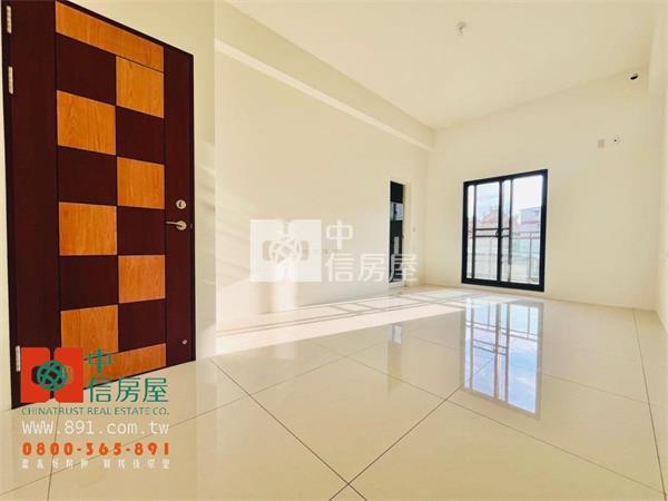 民雄農工雙車庫電梯別墅房屋室內格局與周邊環境