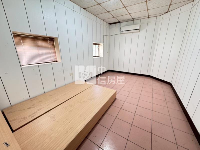 南平商圈旁大地坪透天房屋室內格局與周邊環境