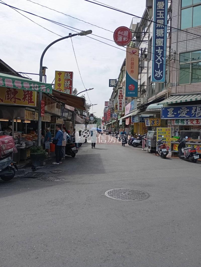 仁武渡假村套房房屋室內格局與周邊環境