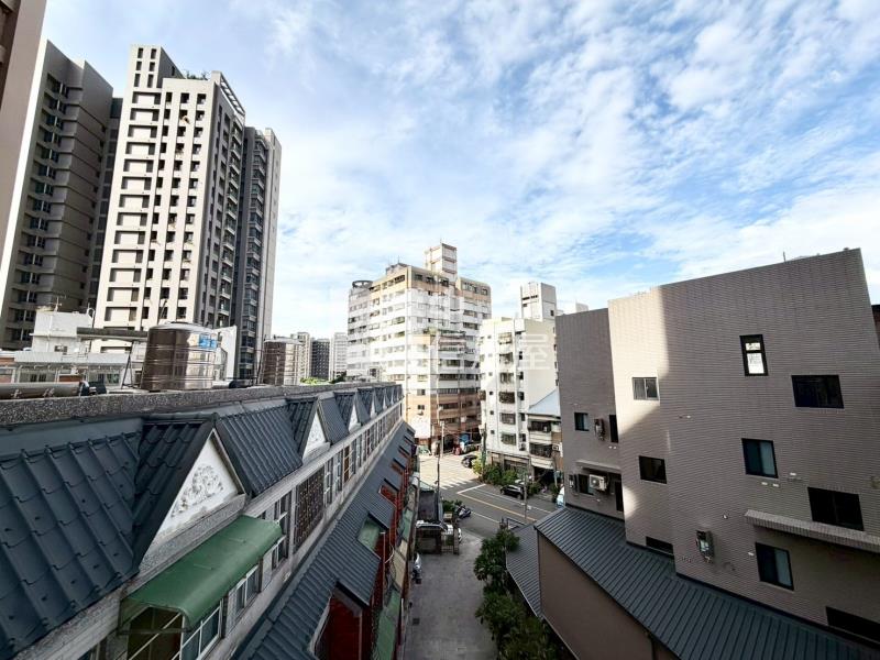 大毅履幸福11期邊間大兩房+車位房屋室內格局與周邊環境