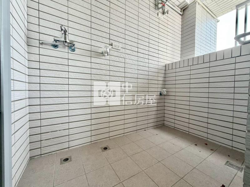 和立堡晴好全新三改二視野雙平車房屋室內格局與周邊環境