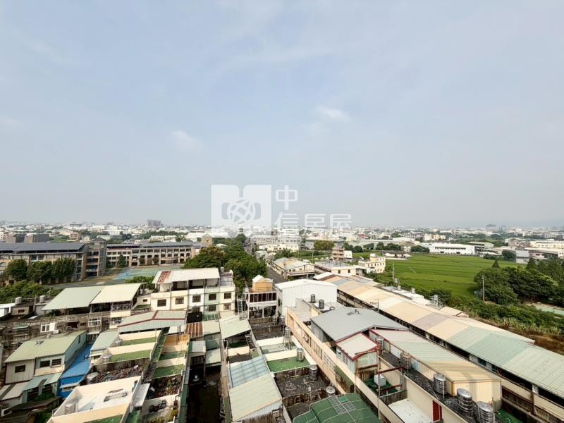 和立堡晴好全新三改二視野雙平車房屋室內格局與周邊環境