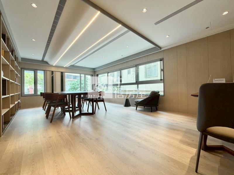 和立堡晴好全新三改二視野雙平車房屋室內格局與周邊環境