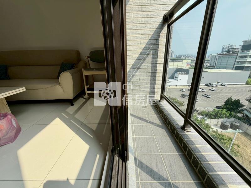 昂峰謙若樹機捷特區朝南三房平車房屋室內格局與周邊環境