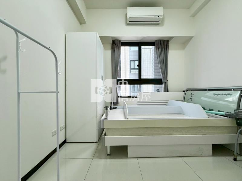 昂峰謙若樹機捷特區朝南三房平車房屋室內格局與周邊環境