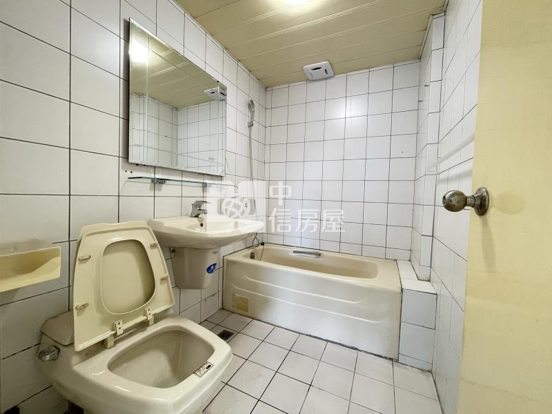 【安家】專任-文化國小3+1房附車位房屋室內格局與周邊環境