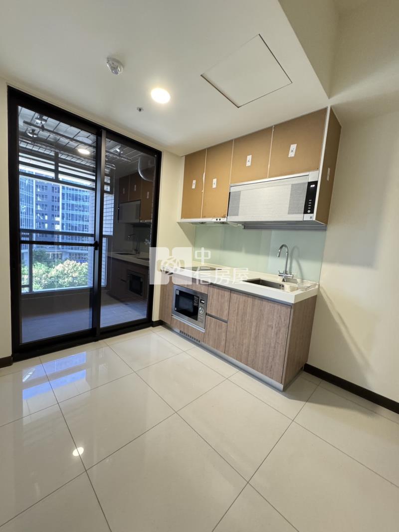 【安家】A18青埔特區【w站前】1房車房屋室內格局與周邊環境