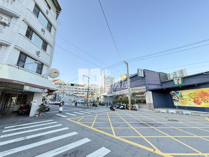 逢甲福星商圈熱鬧透店房屋室內格局與周邊環境