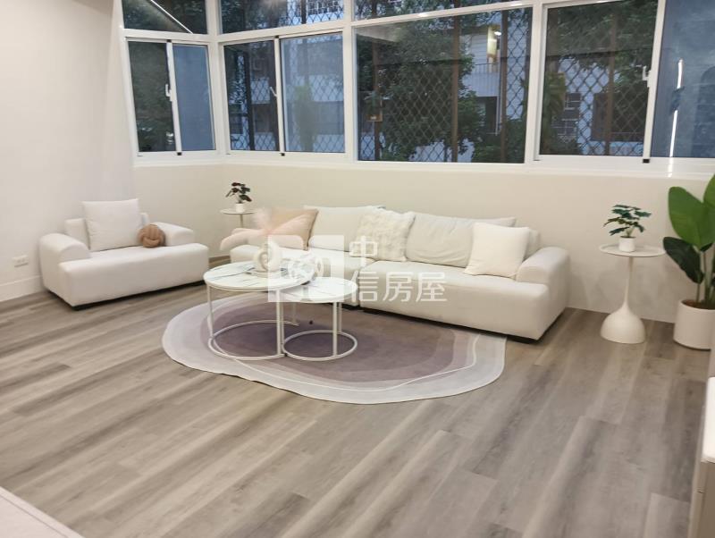 小港國小翻新美寓3樓(可停車)房屋室內格局與周邊環境