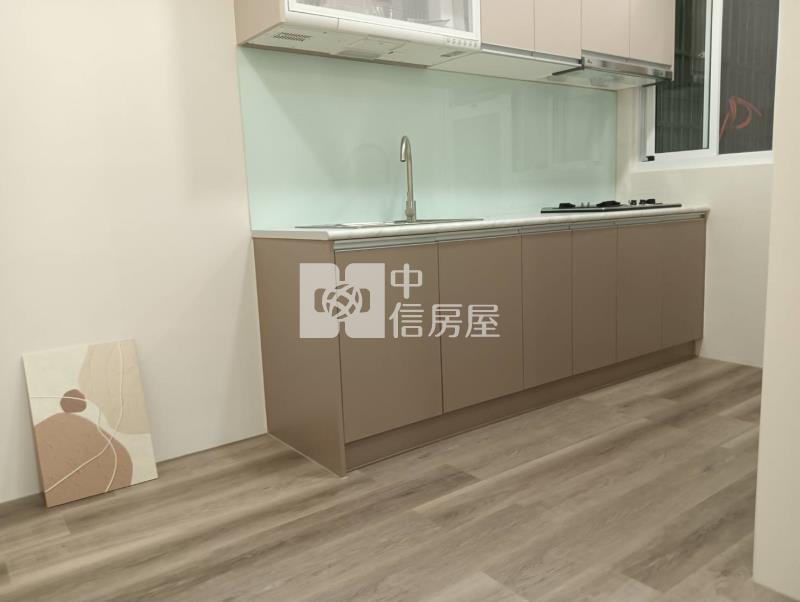 小港國小翻新美寓3樓(可停車)房屋室內格局與周邊環境