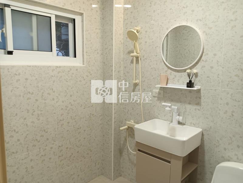 小港國小翻新美寓3樓(可停車)房屋室內格局與周邊環境