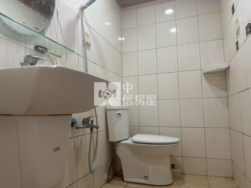 僑平國小美3房房屋室內格局與周邊環境