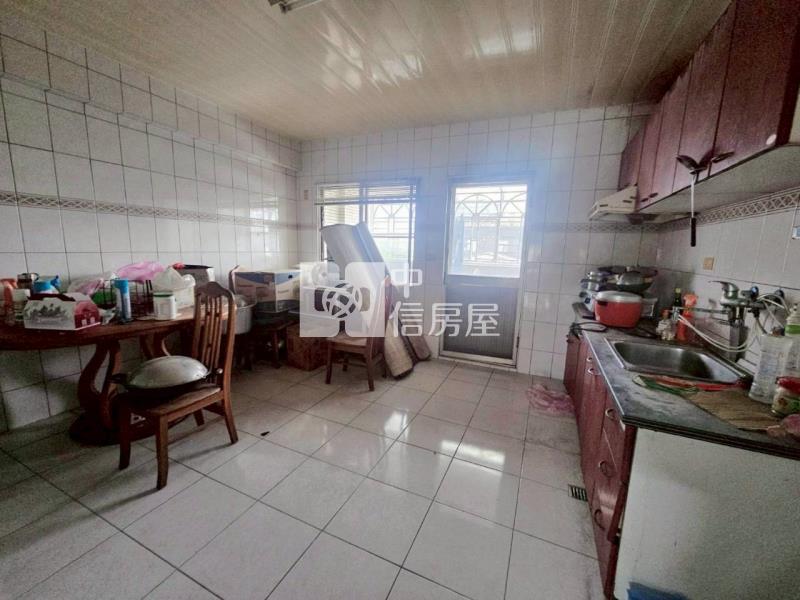 善化南科69大建坪樓中樓孝親車墅房屋室內格局與周邊環境