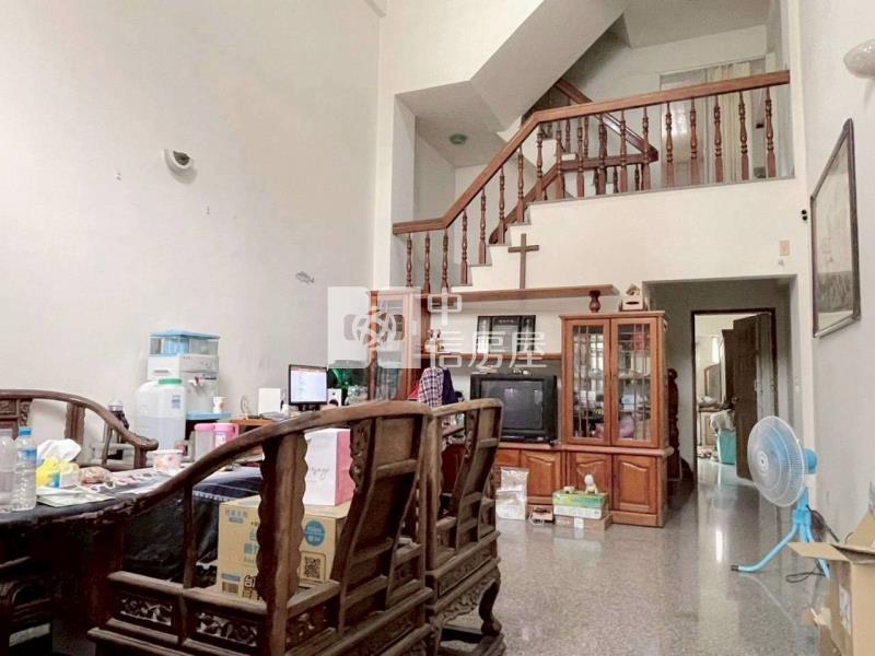 善化南科69大建坪樓中樓孝親車墅房屋室內格局與周邊環境