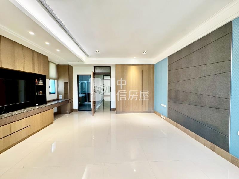 廍子公園臨路四車電梯豪墅房屋室內格局與周邊環境