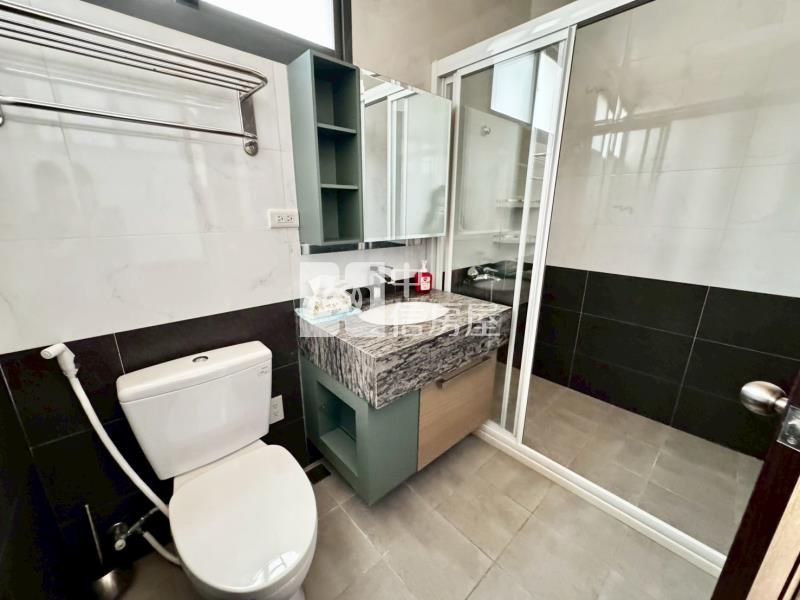 廍子公園臨路四車電梯豪墅房屋室內格局與周邊環境