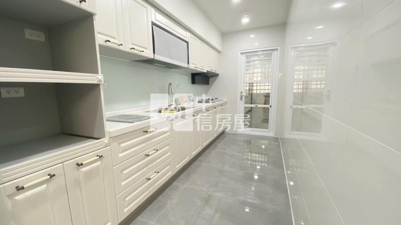 信義國小捷運站4+1房平車房屋室內格局與周邊環境