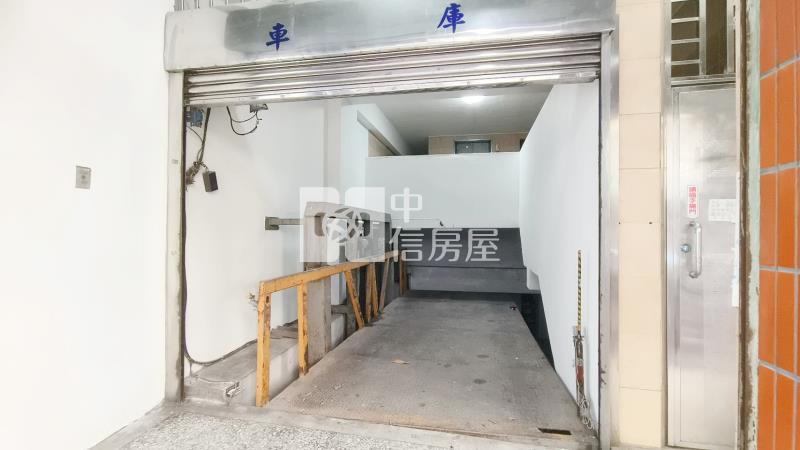 信義國小捷運站4+1房平車房屋室內格局與周邊環境