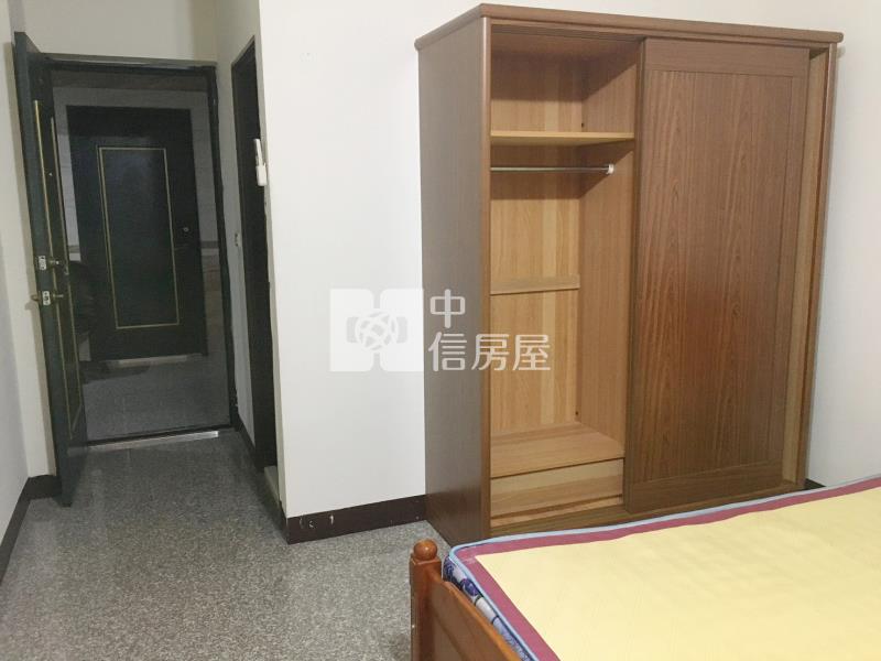 觀音工業區電梯透天收租29套房房屋室內格局與周邊環境