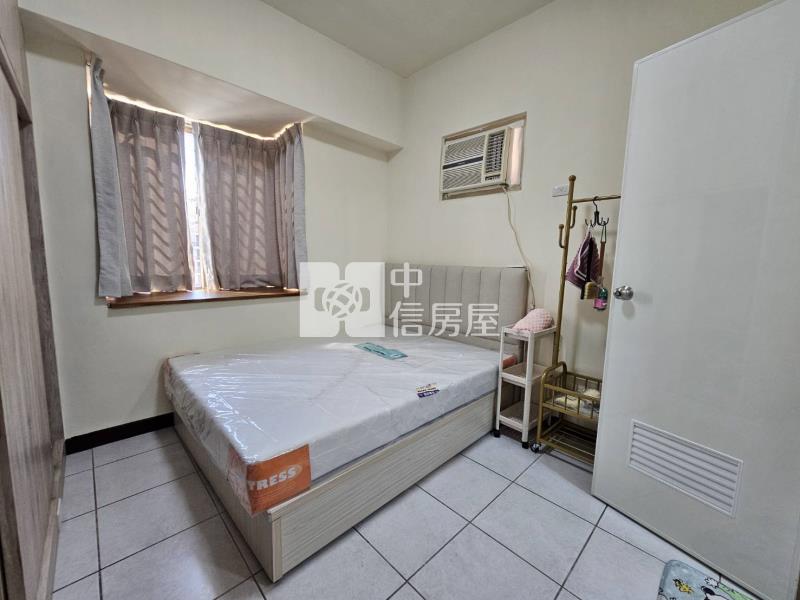 楊明國小3房+車位露台戶房屋室內格局與周邊環境