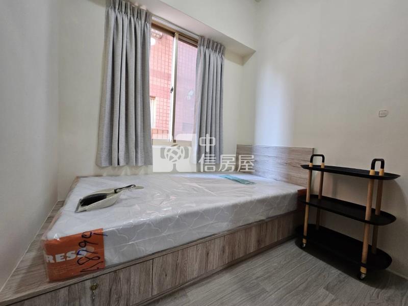 楊明國小3房+車位露台戶房屋室內格局與周邊環境