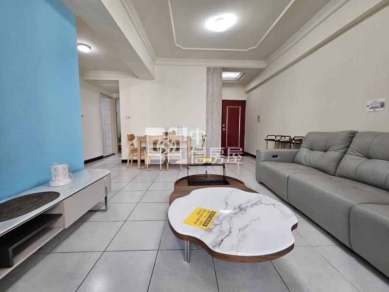 楊明國小3房+車位露台戶房屋室內格局與周邊環境