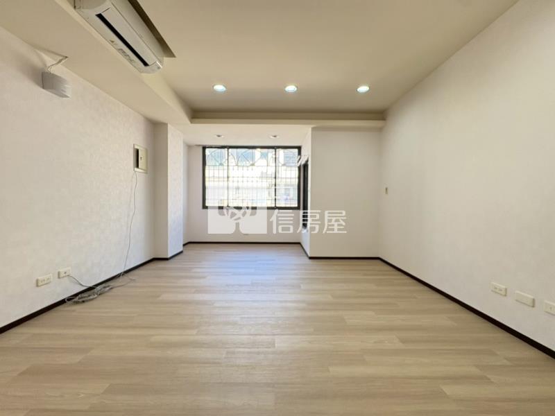 立新學區震後臨路車庫美墅房屋室內格局與周邊環境