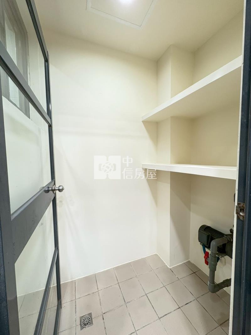 立新學區震後臨路車庫美墅房屋室內格局與周邊環境