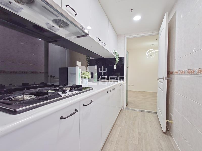 興大京國三房美廈房屋室內格局與周邊環境