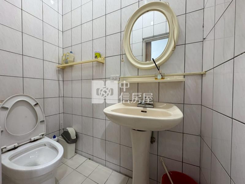 南京路可停三車大透天房屋室內格局與周邊環境