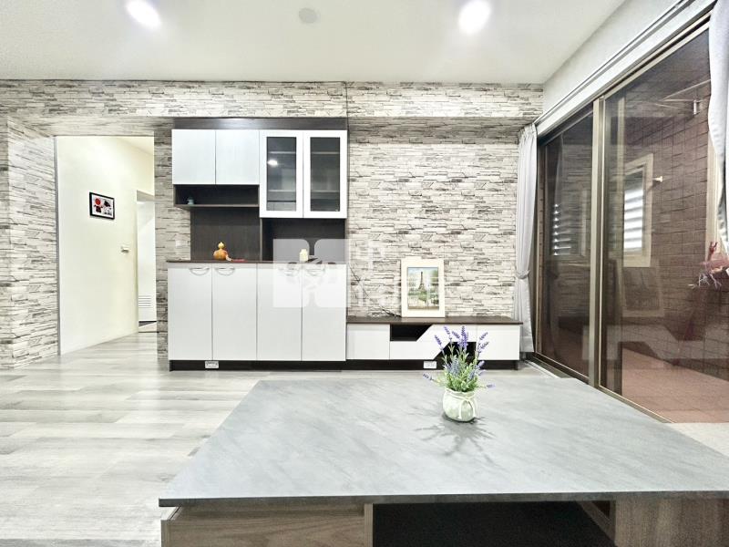 羅東後站美妝三房車位美廈房屋室內格局與周邊環境