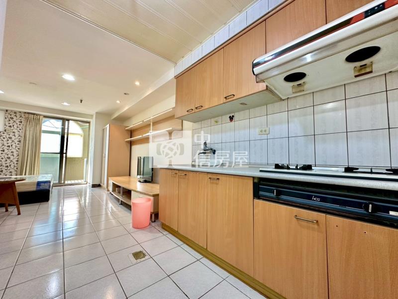 俊國可開伙大套房房屋室內格局與周邊環境