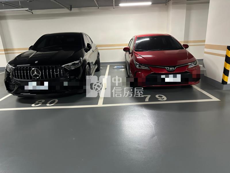 久樘花園童畫|精裝次頂樓五房+雙平車房屋室內格局與周邊環境