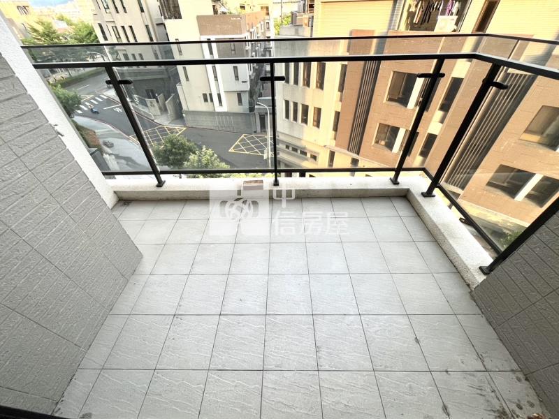 (大熊康橋)三房稀少雙車位挑戰最低價房屋室內格局與周邊環境