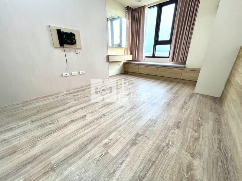 (大熊康橋)三房稀少雙車位挑戰最低價房屋室內格局與周邊環境